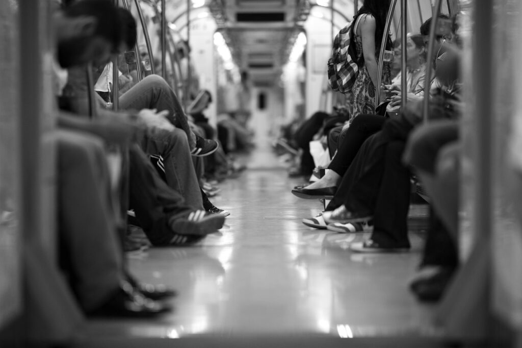 コロナ渦で人間関係を整理しリセットする人が多発！あなたはどうする？